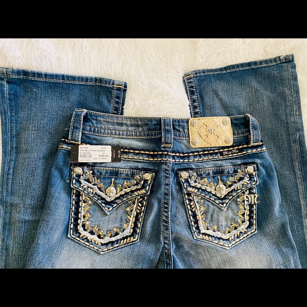 Miss Me Jeans NWT Boot Cut Mid Rise 26 x 34 long